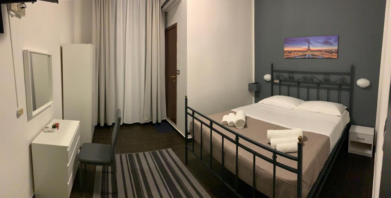 Hotel Neyra Beach Ρίμινι Εξωτερικό φωτογραφία