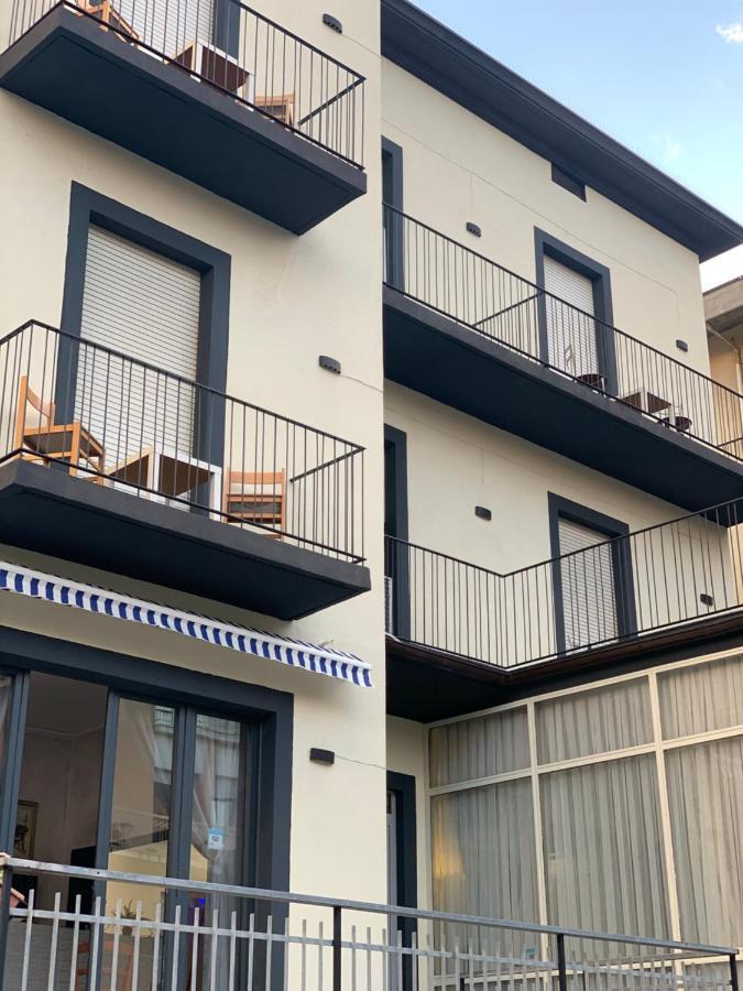 Hotel Neyra Beach Ρίμινι Εξωτερικό φωτογραφία