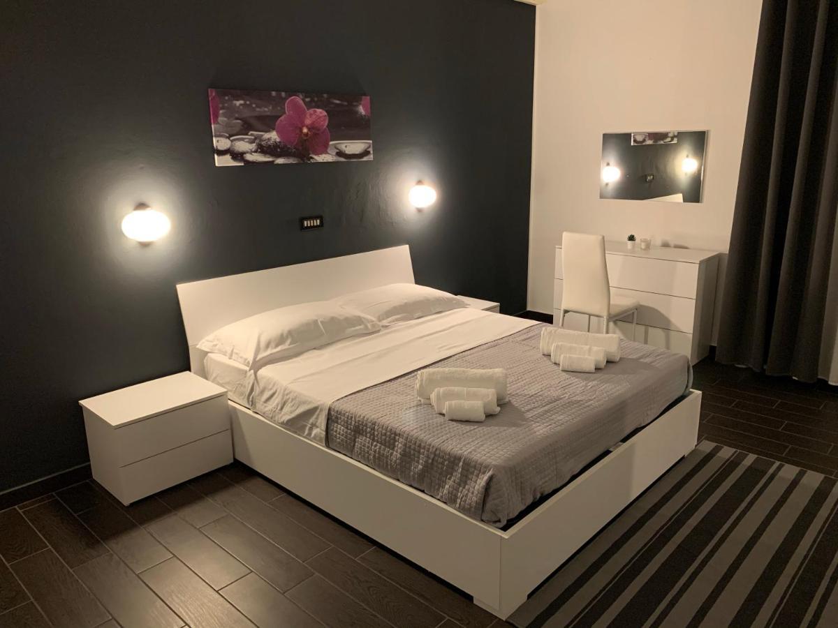 Hotel Neyra Beach Ρίμινι Εξωτερικό φωτογραφία