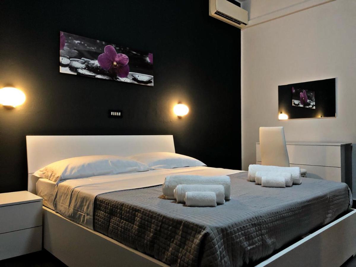 Hotel Neyra Beach Ρίμινι Εξωτερικό φωτογραφία