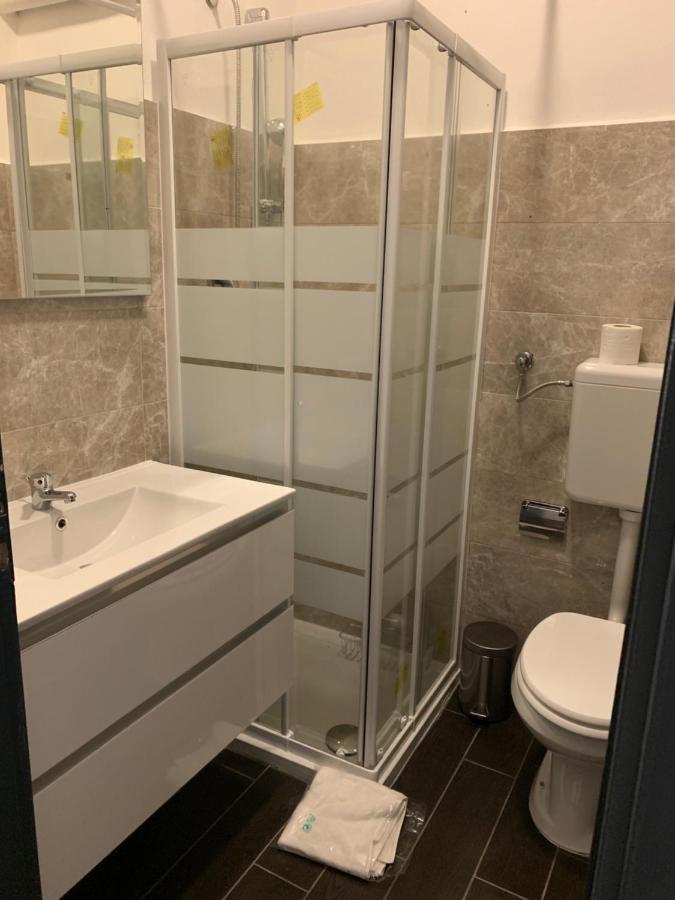 Hotel Neyra Beach Ρίμινι Εξωτερικό φωτογραφία