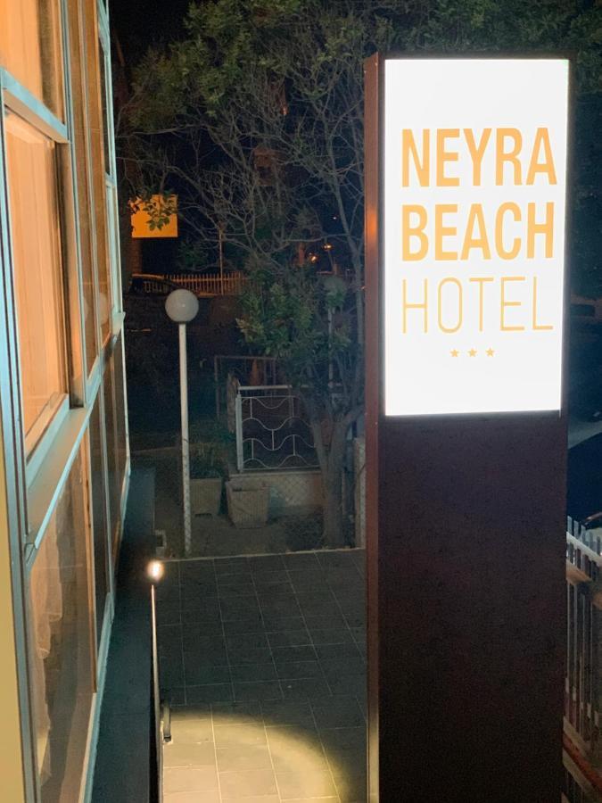 Hotel Neyra Beach Ρίμινι Εξωτερικό φωτογραφία