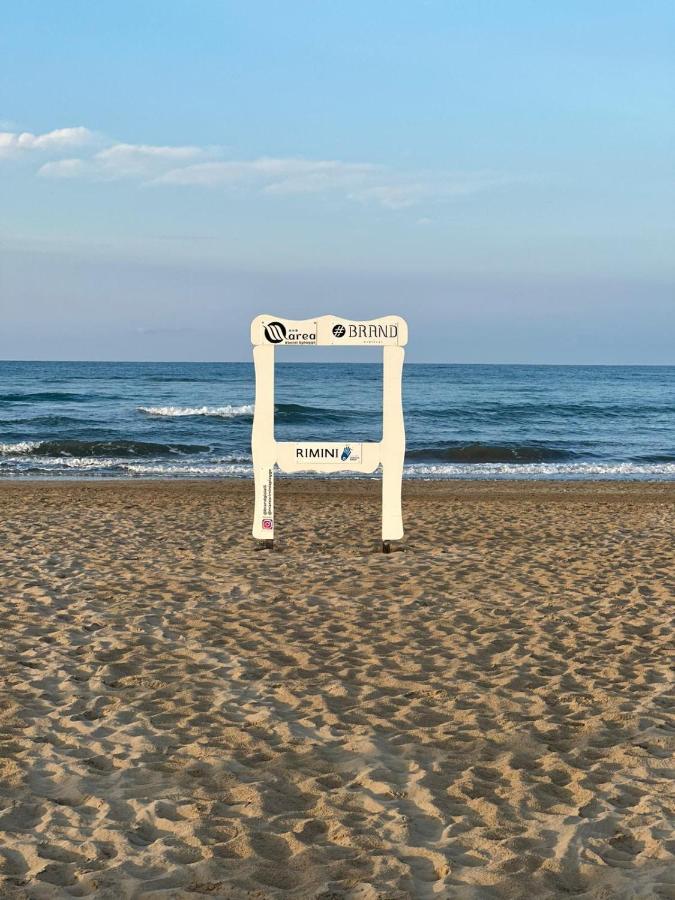 Hotel Neyra Beach Ρίμινι Εξωτερικό φωτογραφία